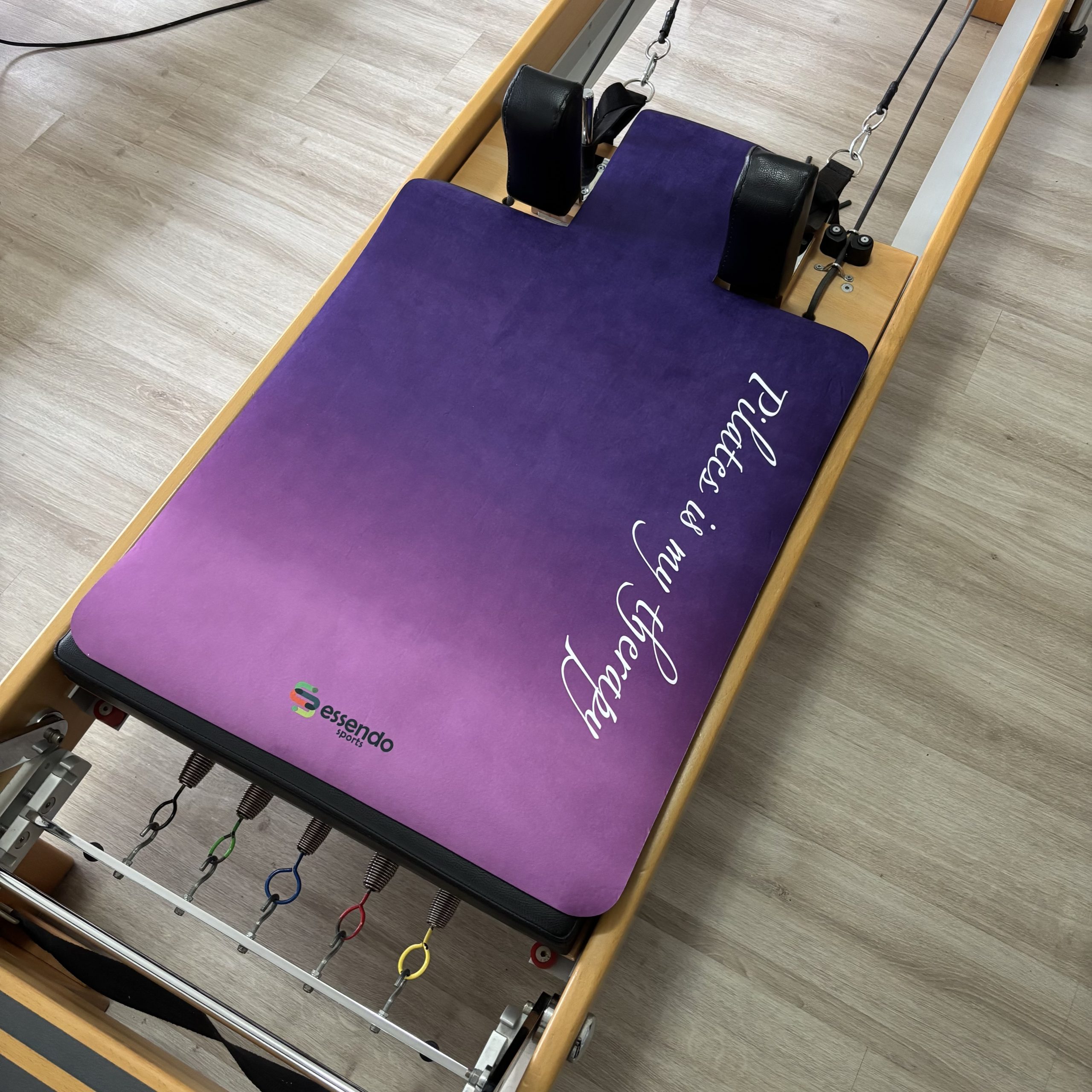 'Pilates Is My Therapy' Mor Pembe Reformer Mat (Model No 43)